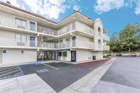 Motel 6-Watsonville, CA - Monterey Area